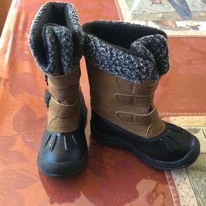 Kids winter boots